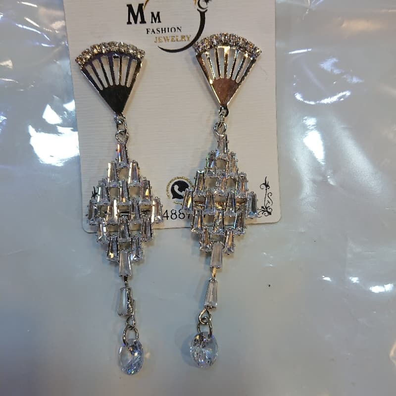 Silver zircon Earing